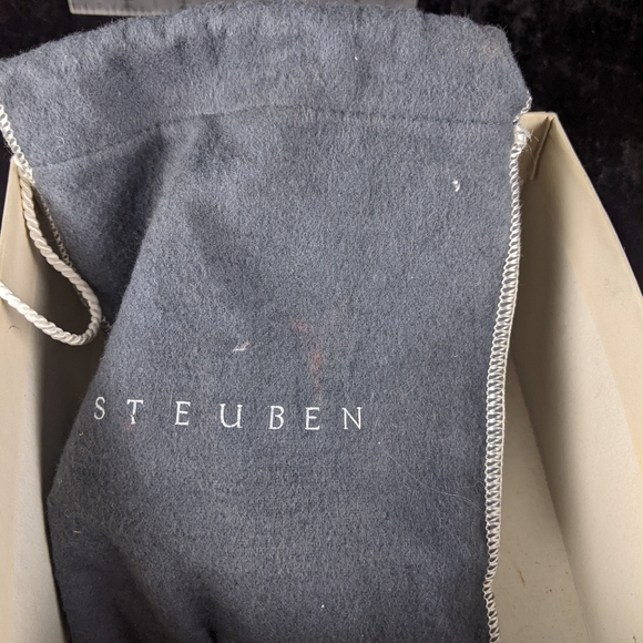 Rare Signed Steuben Glass Floating Spheres Prism Paperweight - Picture 9 of 10